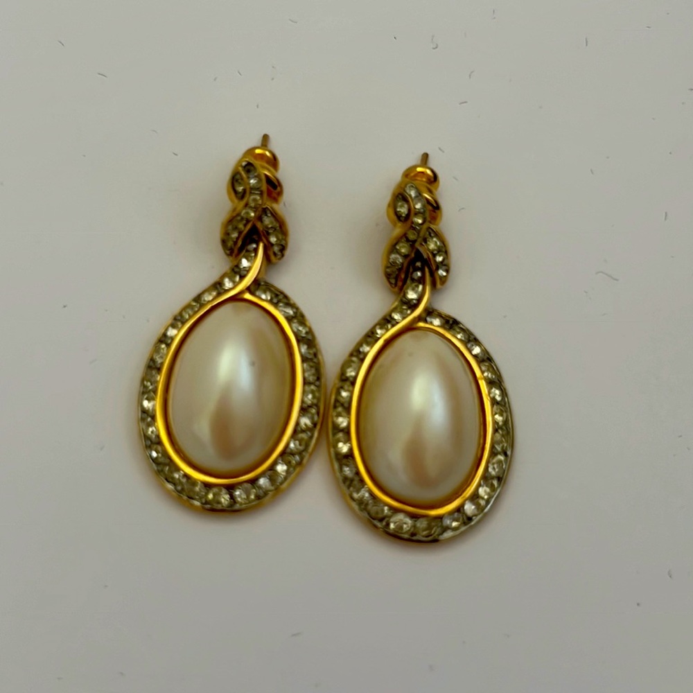 Richelieu faux pearl gold tone earrings. 1 1/2 inch long and 3/4 wide.